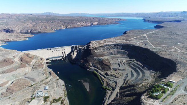  Prorrogan la concesión de cuatro represas hidroeléctricas patagónicas 
 