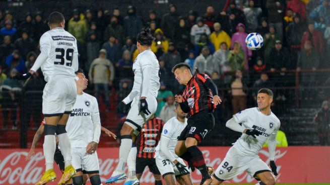  Botafogo fue demasiado para Patronato, que depende de un milagro para seguir en la Sudamericana
 