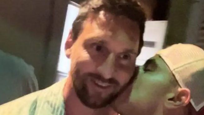  Messi revoluciona Miami: el encuentro con un fan y la cena con Diego Torres en un restaurante
 