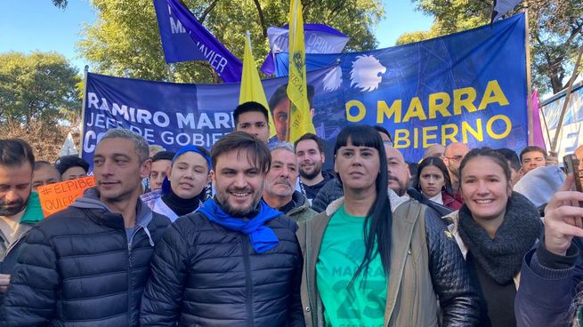  Ramiro Marra recorrió la Feria de Mataderos: 