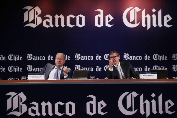 Banco de Chile da el puntapié inicial a las juntas de accionistas: incorpora a Sinéad O’Connor y Ana Holuigue