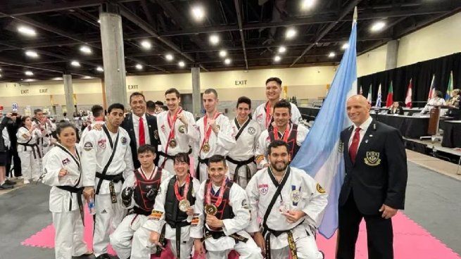  La selección argentina de Taekwondo salió campeona del mundo en Estados Unidos
 