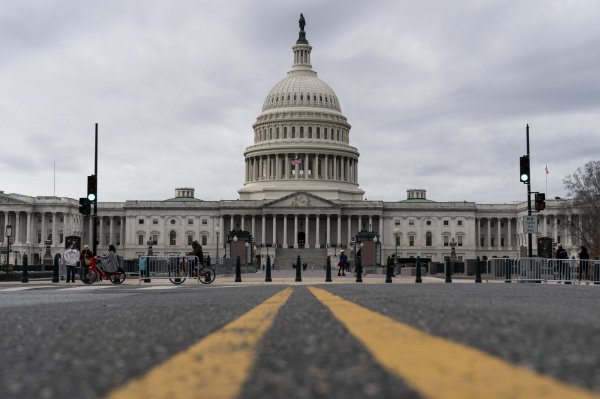 Congreso de EEUU aprueba un proyecto de ley provisional para evitar el cierre del Gobierno