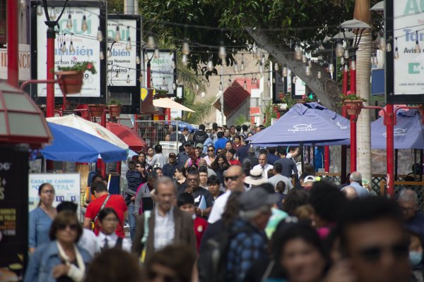 PIB cae en 11 regiones en segundo trimestre: Arica y Parinacota y Tarapacá lideran retrocesos