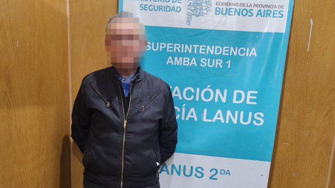  Instaló cámaras para vigilar a su madre de 85 años y vio cómo la violaba el kinesiólogo
 