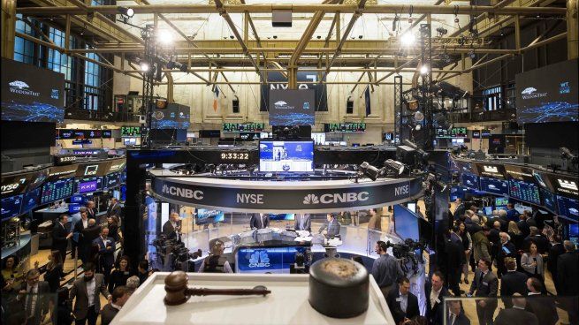  Wall Street registra pérdidas por la suba de los precios del petróleo
 