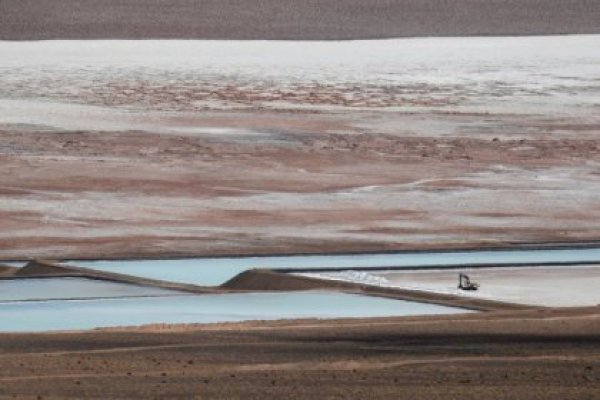 SQM llega a acuerdo con sindicato de litio más grande del mundo: aumento de sueldos y bonos