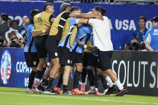 Uruguay vence a Canadá 4-3 en penales y se queda con el tercer puesto en la Copa América