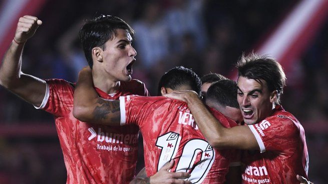  Argentinos Juniors debutó con un gran triunfo 
 