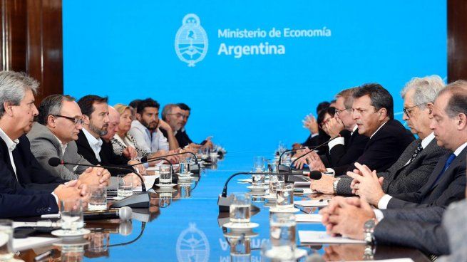  Dólar agro: quiénes estuvieron en la presentación de Massa sobre incentivos a exportaciones 
 