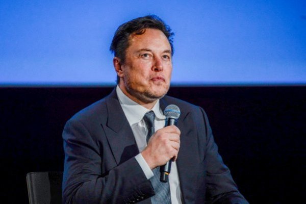 Musk pone un precio de US$ 4 billones por quedarse con combustibles fósiles