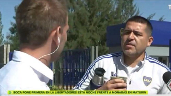  Juan Román Riquelme cruzó a un periodista en vivo: 