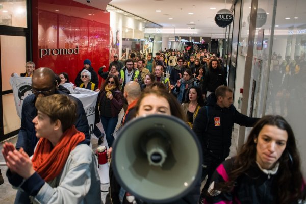 Gobierno francés asegura que reforma de pensiones se aprobará a pesar de las protestas