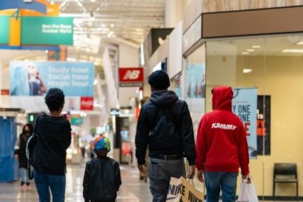 Las ventas minoristas estadounidenses caen en febrero; las cifras de enero se revisan al alza