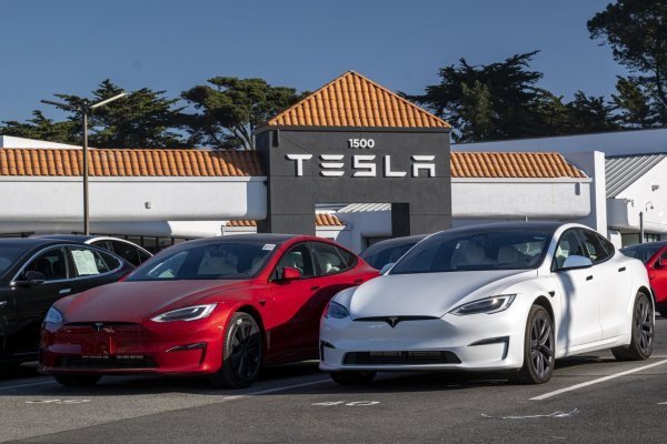 Tesla impulsa inversión en China y anuncia nueva fábrica de baterías en Shanghái