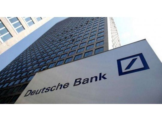  Crisis financiera: las acciones del Deutsche Bank se derrumban 13,7%
 