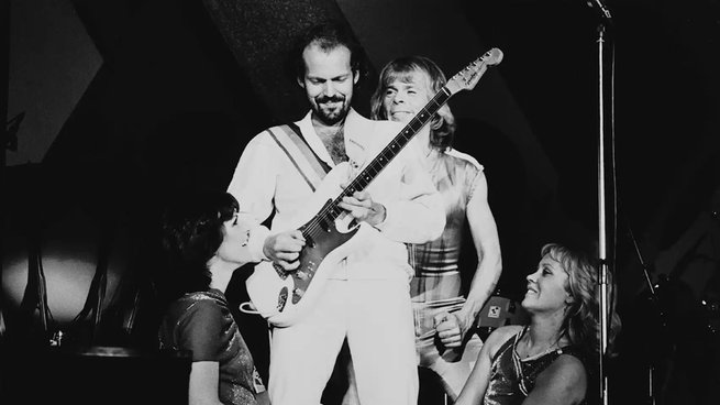  Murió el exguitarrista de ABBA Lasse Wellander
 