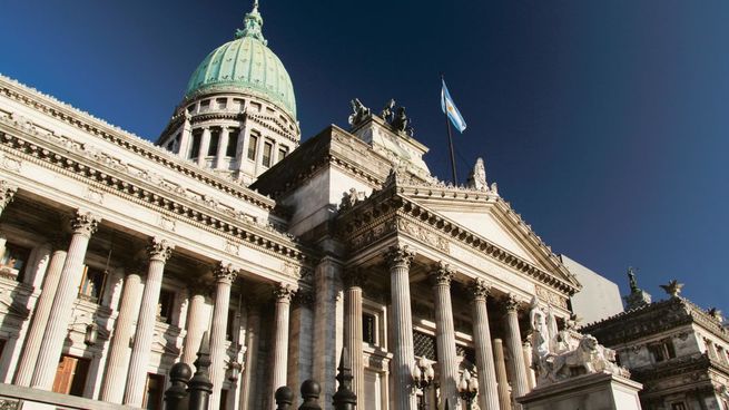  Convocan un abrazo al Congreso para aprobar proyectos de inclusión al parkinson
 