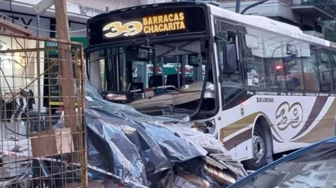  Palermo: inhabilitaron para conducir al chofer de la línea 39 que chocó y dio positivo de cocaína
 