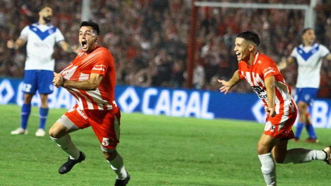  Instituto le ganó a Vélez y terminó con el invicto de Gareca
 